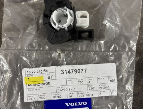 Opening the hood on a XC90 over time